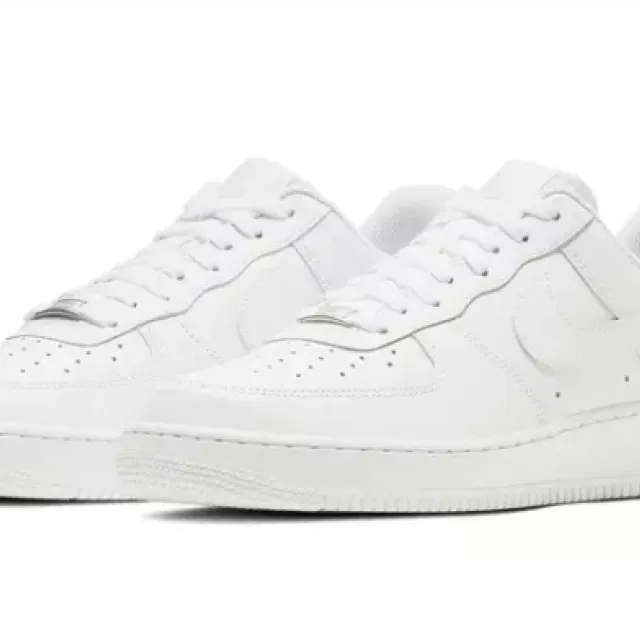 AUTHENTIC NIKE AIR FORCE 1 '07 White White CW2288 111 Me...