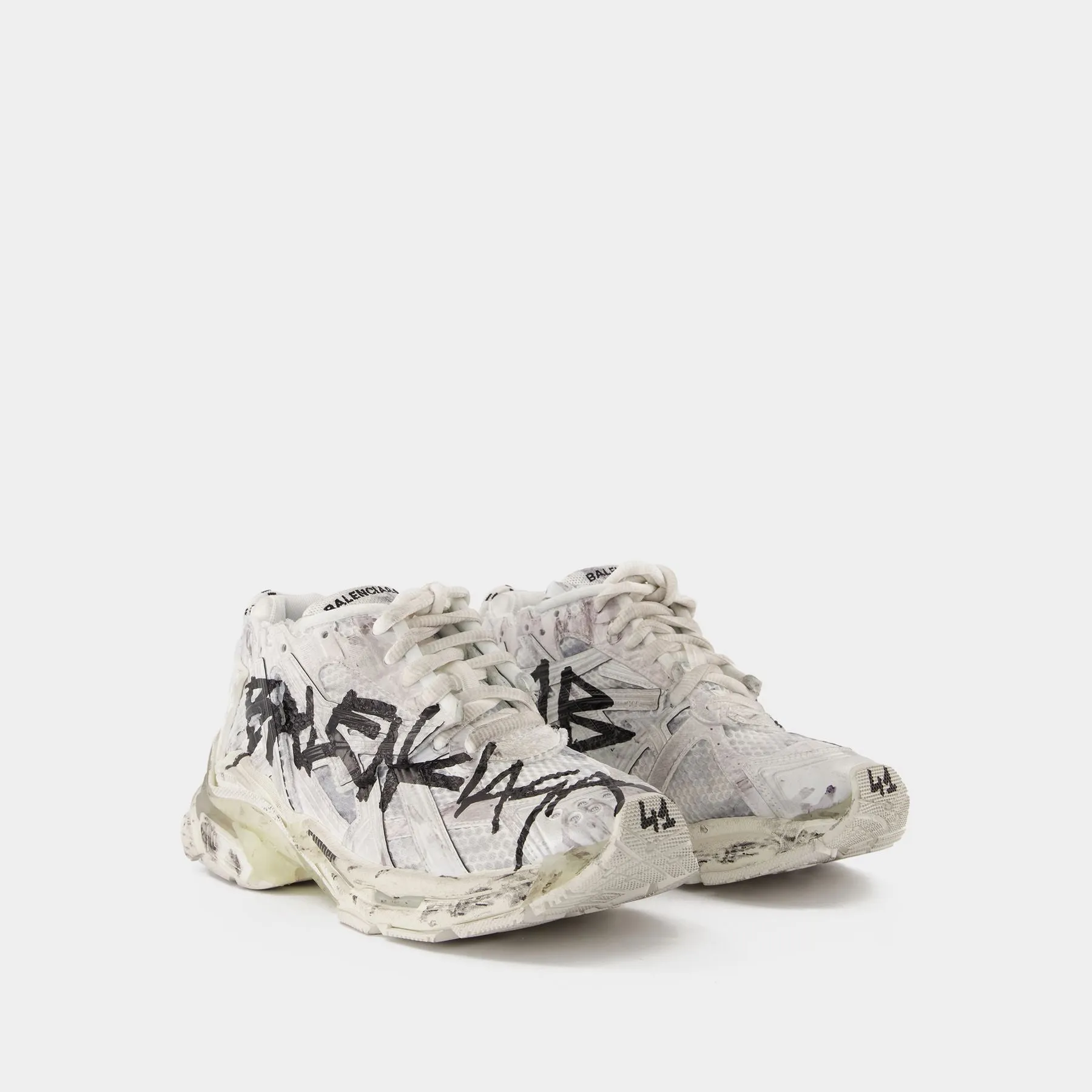 Balenciaga  Runner Graffiti Sneakers - Balenciaga - White/Black