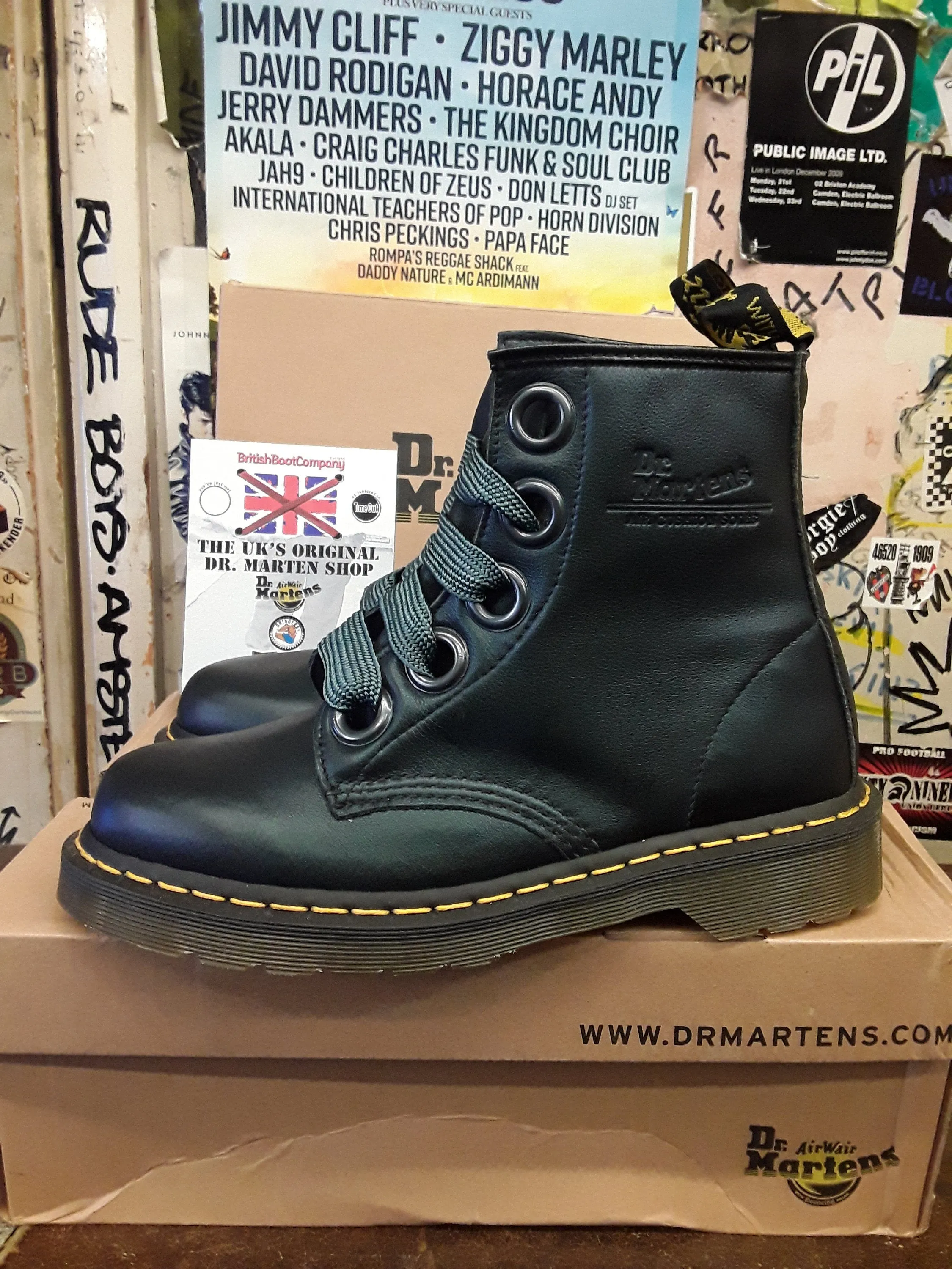 Dr Martens 1B72 Emerald Size 8