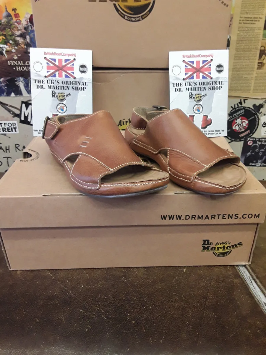 Dr Martens 5a82 Sandal Goldmember Size 4