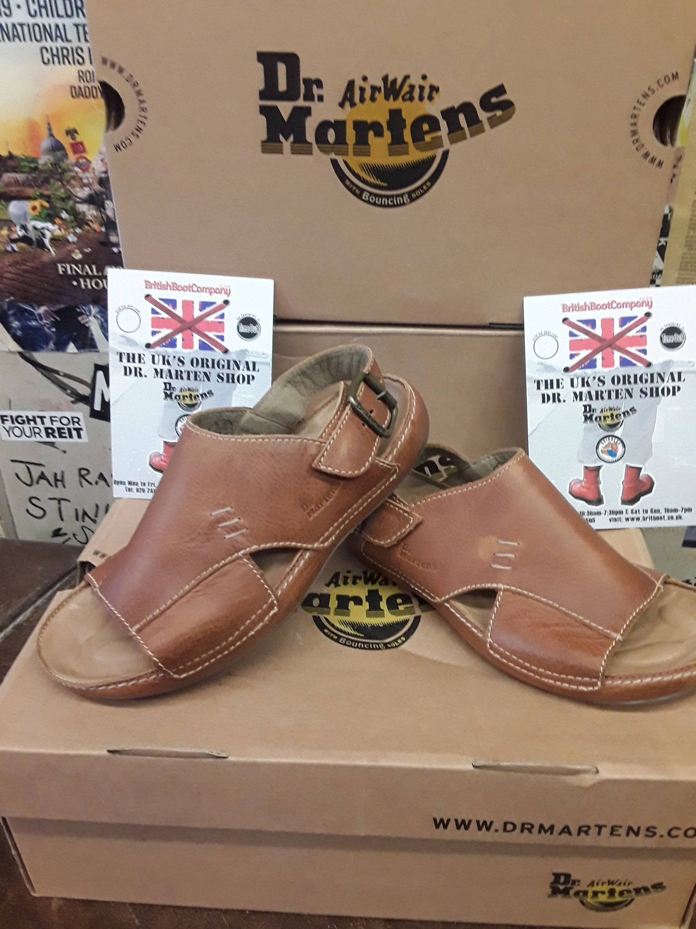 Dr Martens 5a82 Sandal Goldmember Size 4