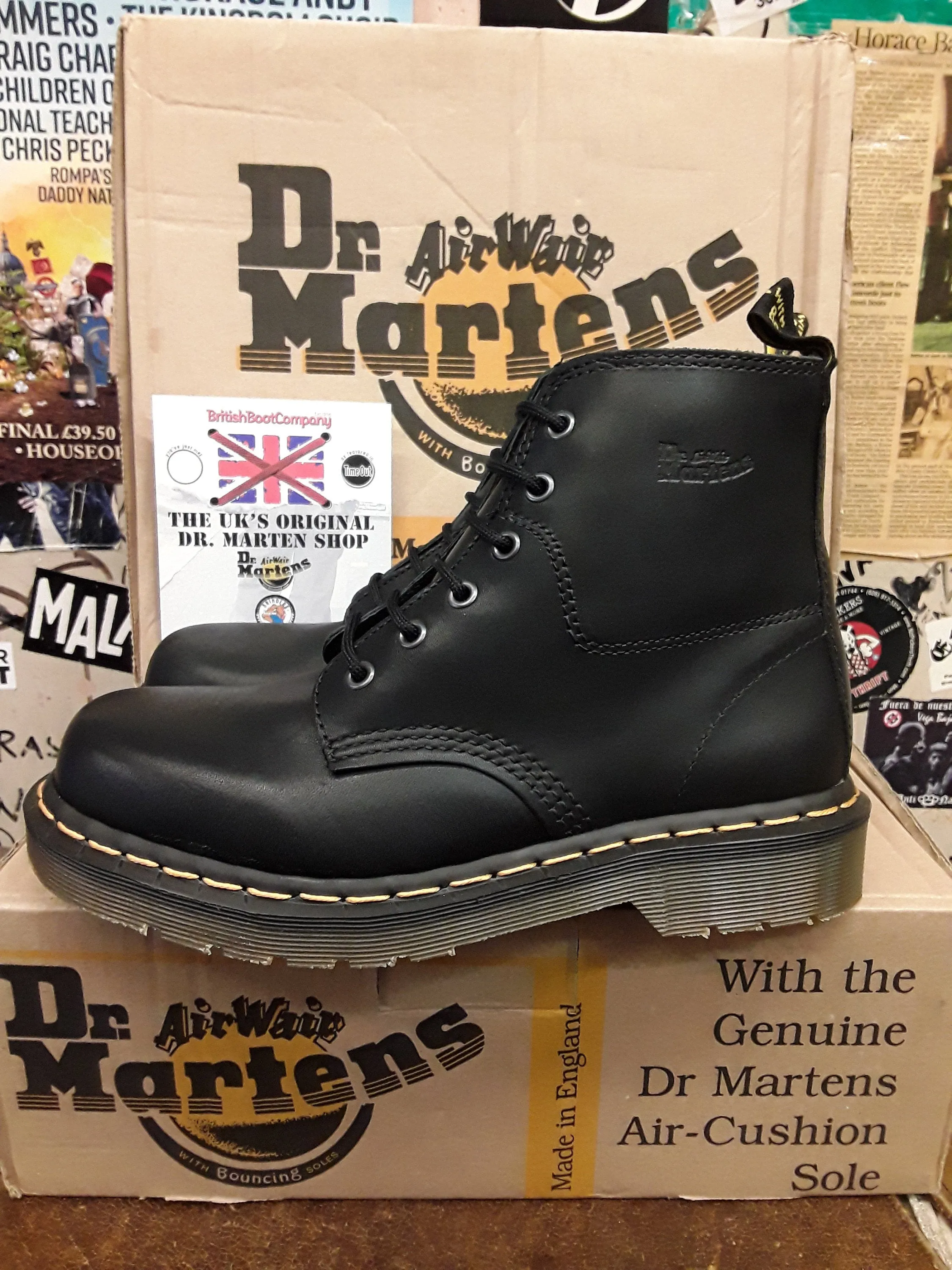 Dr Martens Made in England 8175 Black Greasy Size 5