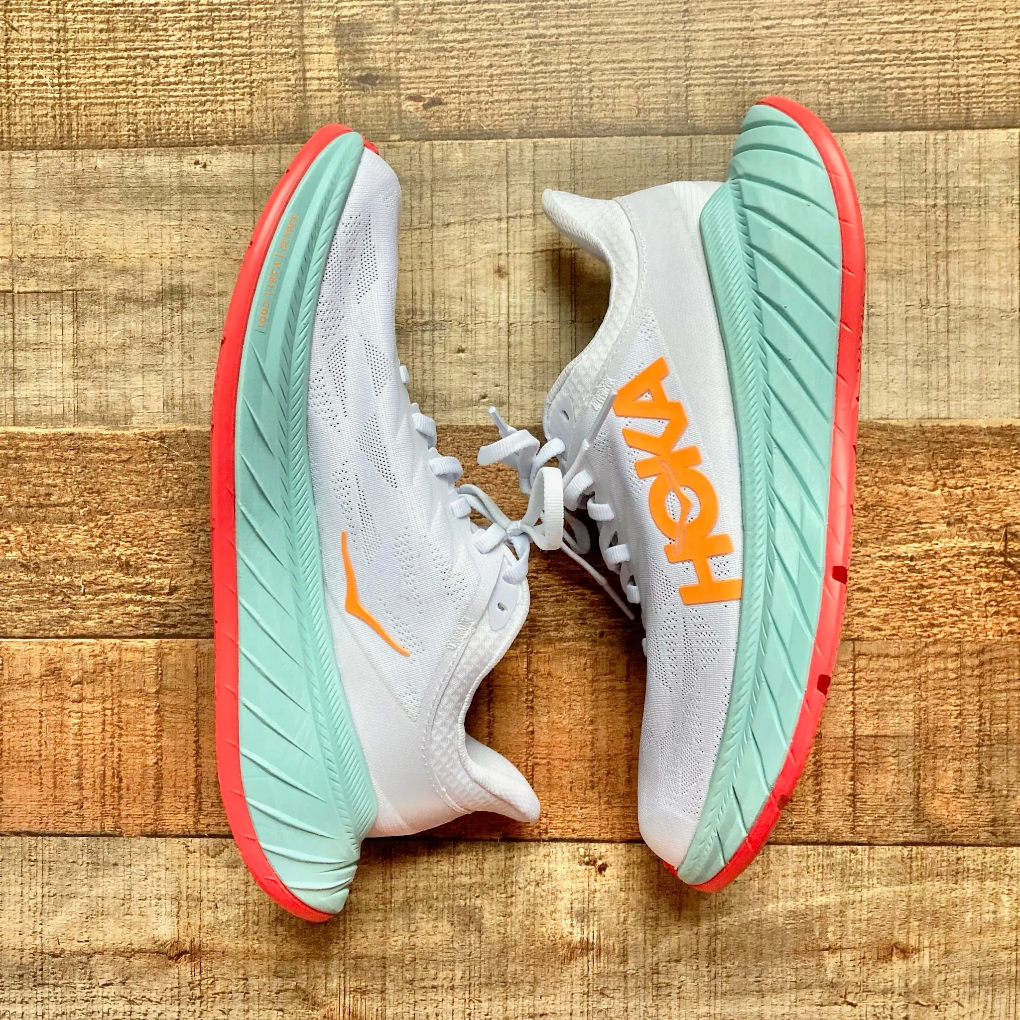 HOKA Carbon X White/Turquoise/Orange Sneakers- Size 7 (BRAND NEW CONDITION)