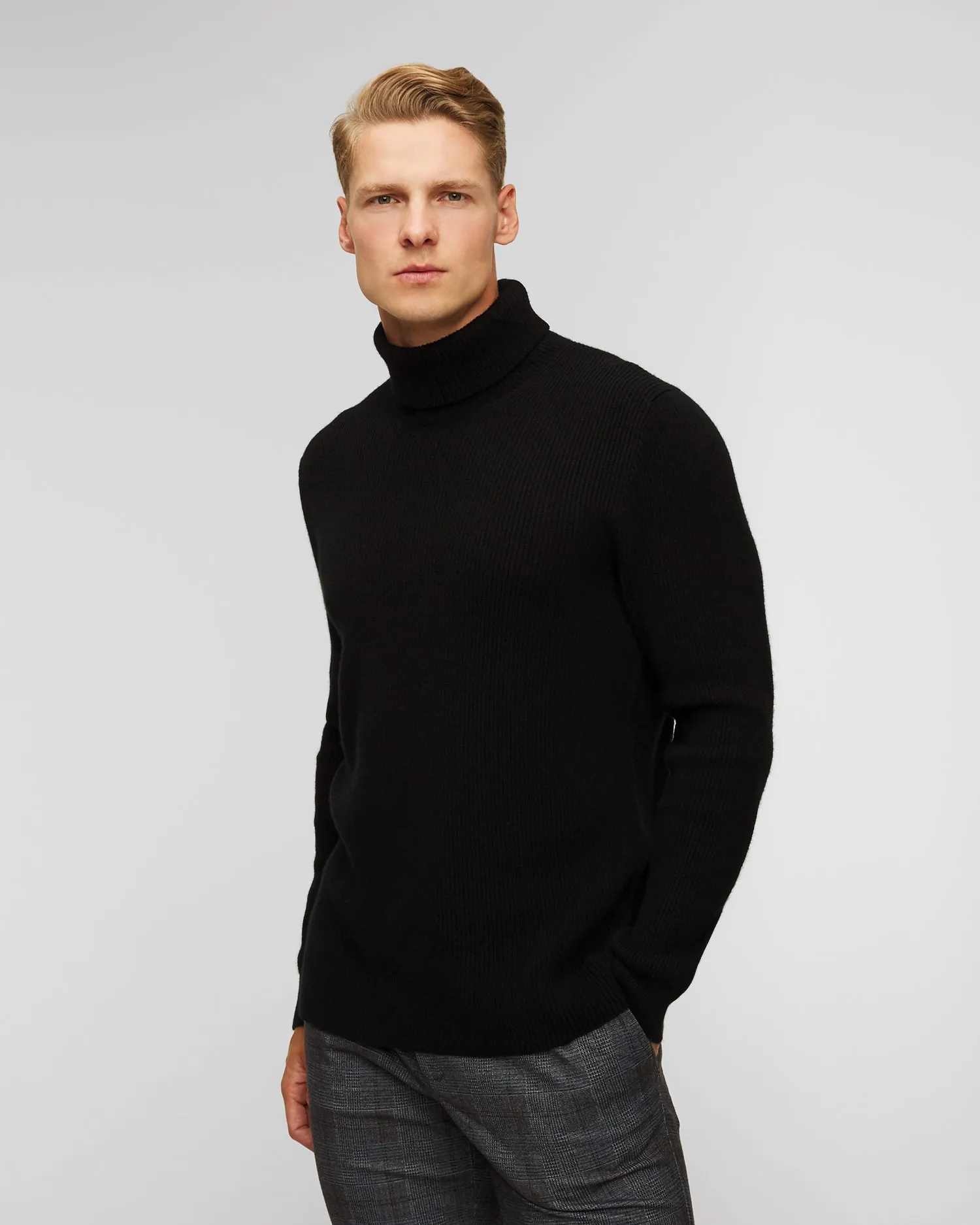 Men's cashmere turtleneck Johnstons of Elgin kap05107sa09004-sa0900