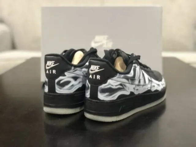 NIKE AIR FORCE 1 ‘07 SKELETON QS GLOW IN THE DARK HALL...