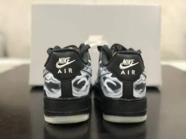 NIKE AIR FORCE 1 ‘07 SKELETON QS GLOW IN THE DARK HALL...