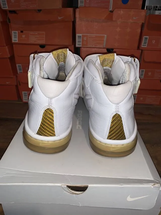 NIKE AIR FORCE 25 WHITE GOLD SIZE 11.5