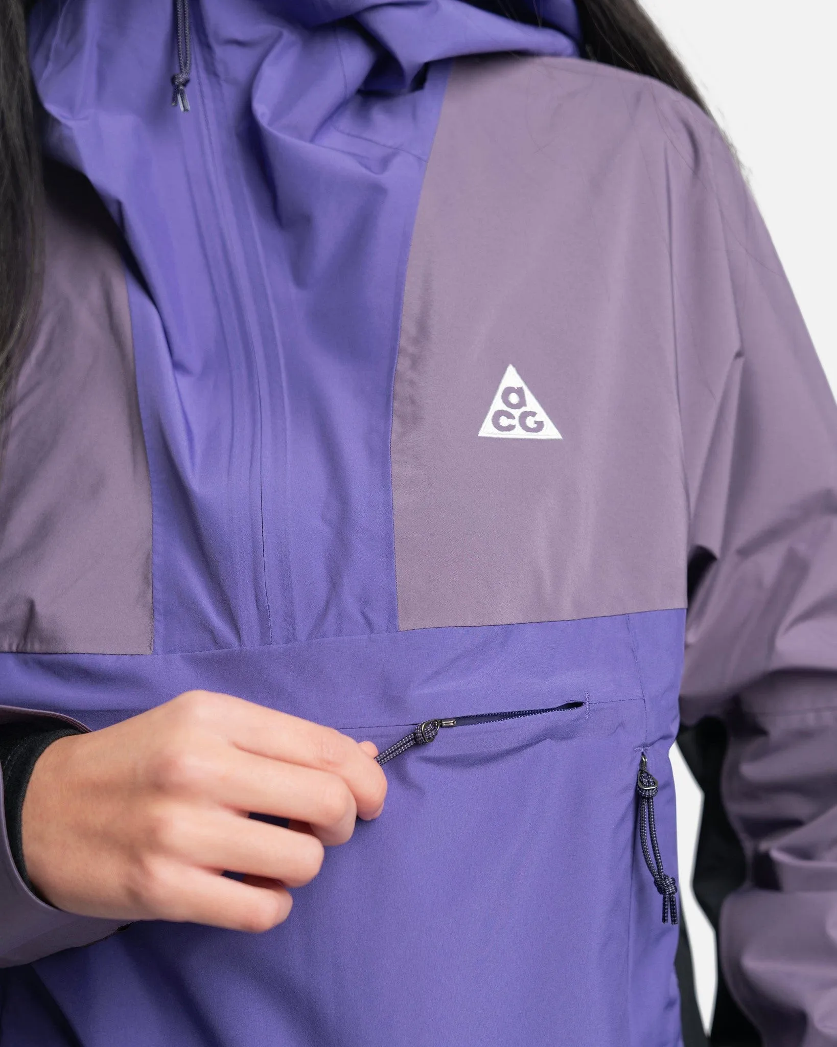 Nike Women's ACG Cascade Rain Jacket in Dark Iris