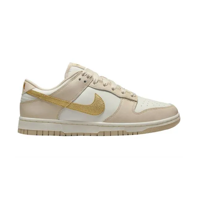 Nike Women's Dunk Low (Gold Swoosh/ Tan White Phantom/ M...