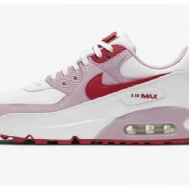 Wmns Nike Air Max 90 Valentines Day