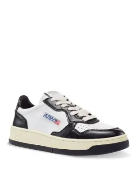 Women's Medalist Low Top Sneakers